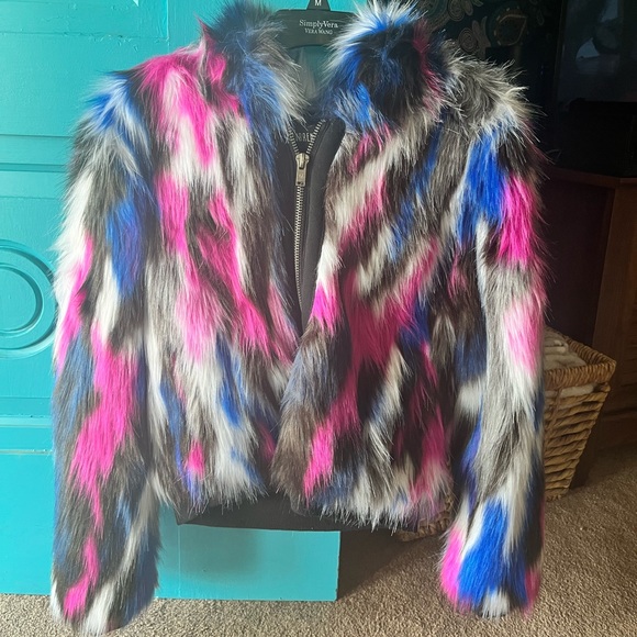 faux fur jacket/coat - Picture 5 of 5